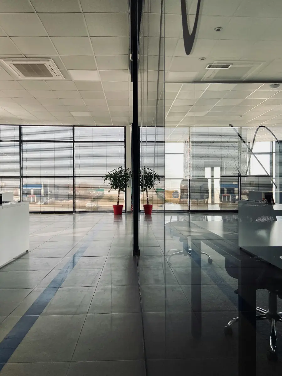 Intérieur d'immeuble entretenu par Pretium Services